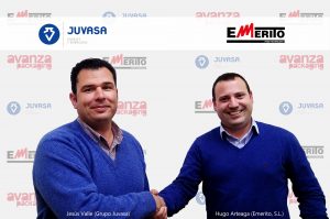 Foto firma acuerdo Emérito y Juvasa