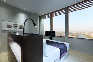 Habitación Eurostars Torre Sevilla