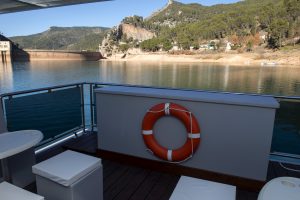 Barco solar Jaén Paraiso Interior en el Tranco