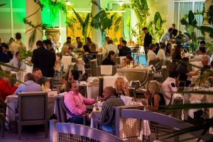 Kitch Social Marbella Puerto Banus Restaurant Restaurante Club Luxury Private (2)