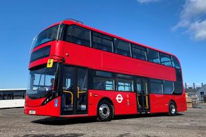 autobús doble piso E400EV 100% eléctrico Londres