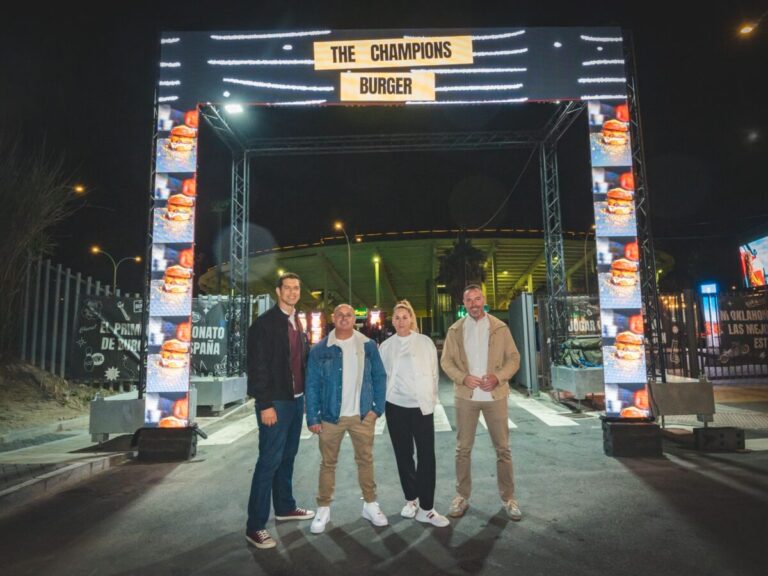 Motril inaugura The Champions Burger y se suma a la ruta de las mejores hamburguesas del país