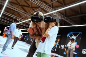 Día del Padre y Semana Santa en Sevilla: un viaje al Titanic o a la Antigua Roma, el plan más original para celebrarlo