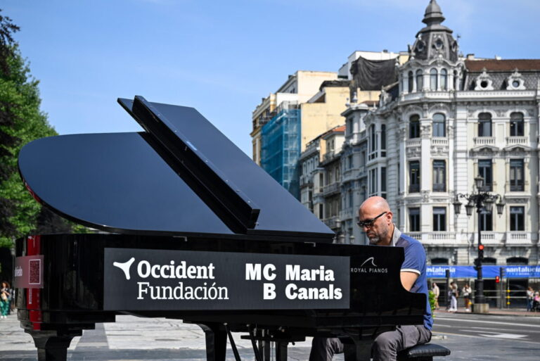 Los pianos vuelven a sonar en las calles de Sevilla de la mano de la iniciativa ‘Tu ciudad se llena de pianos’
