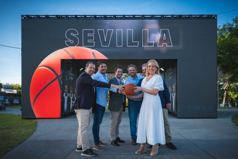 La concejala delegada de Deporte ha inaugurado el evento en el parque Fernando Magallanes