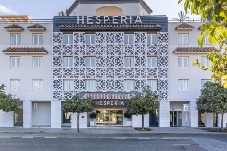 Hesperia Córdoba acoge la primera Coffee Party de Córdoba de la mano de NARA